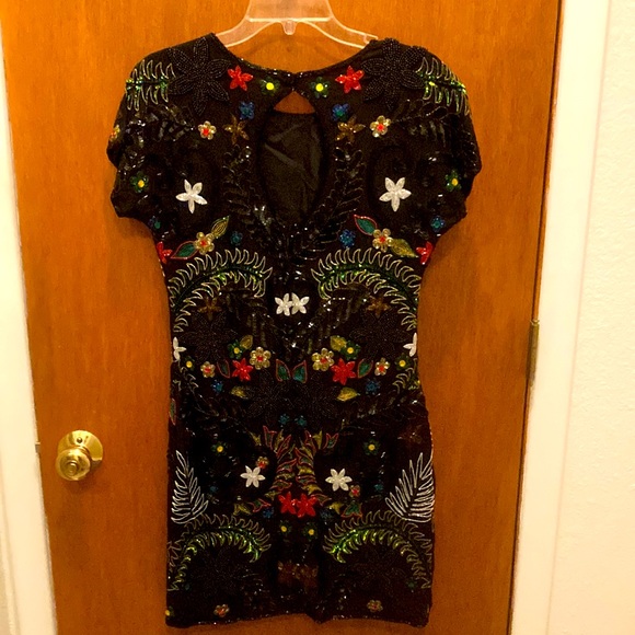 Stunning Beaded Dress - M - Picture 3 of 8